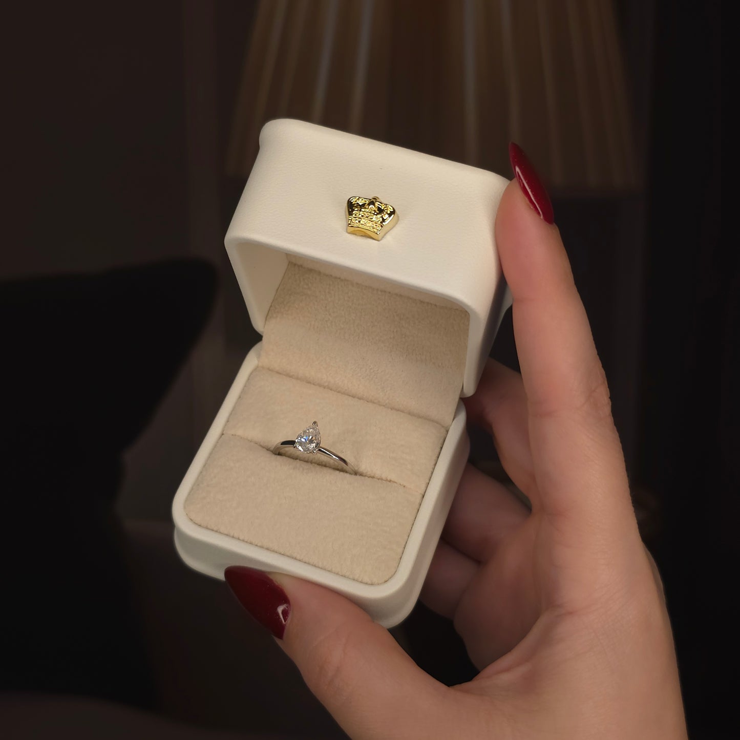 Jane - Moissanite Ring